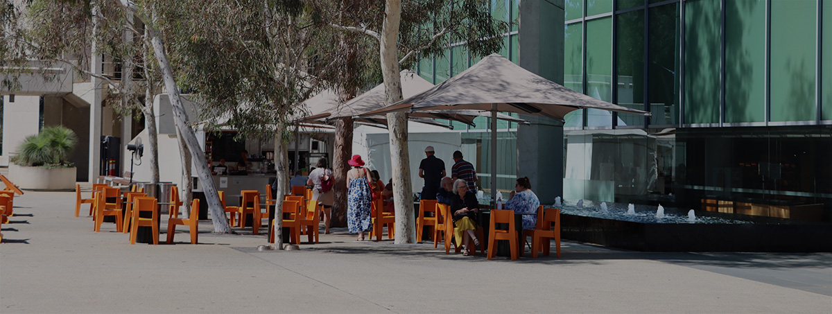 Image of cafe outside the National Gallery of Australia
